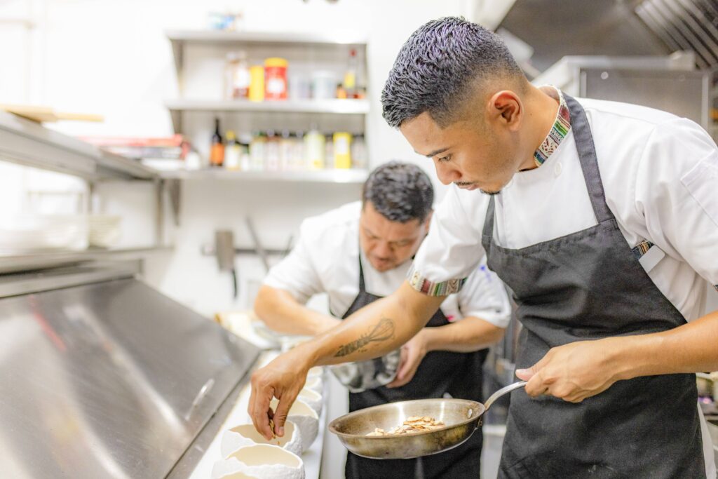 20250722mcpbz00_set-1-1251-Den